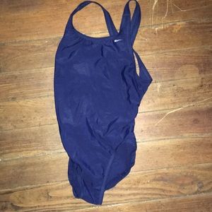 One piece Nike swimsuit (girls)